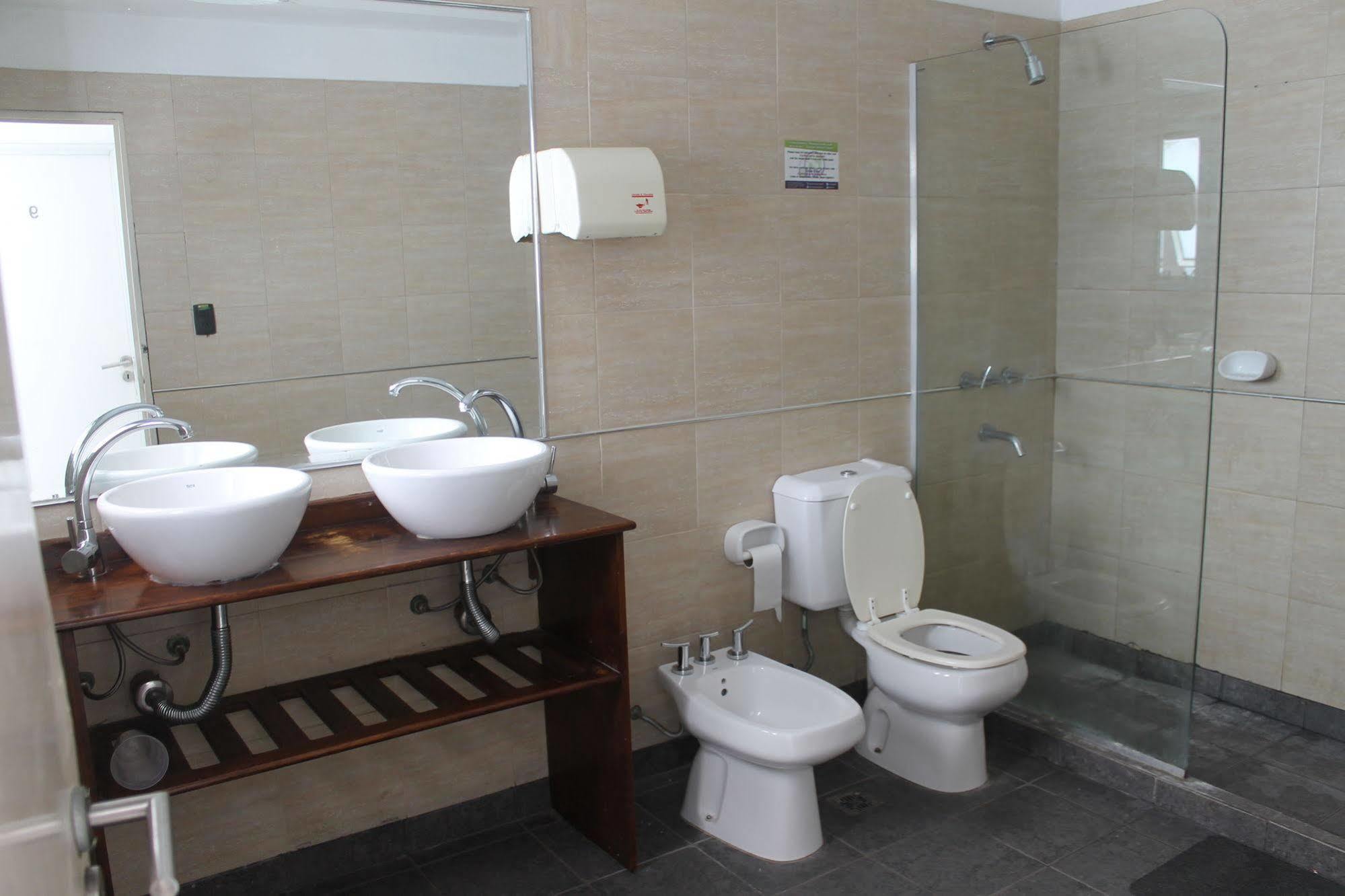 Link Hostel